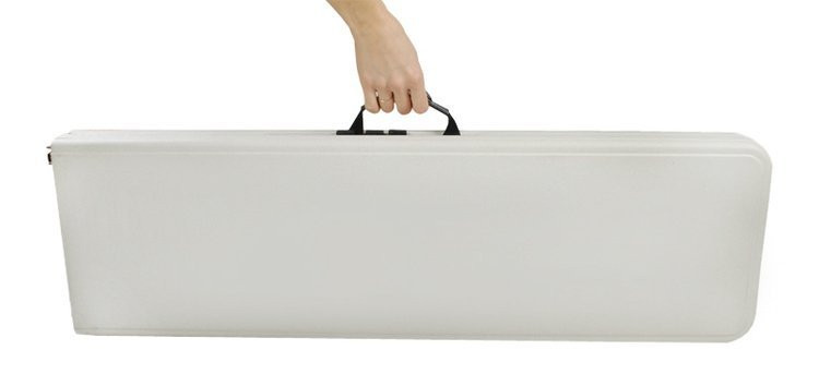 Kokkuklapitud plastpink